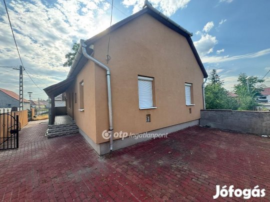 Poroszlói eladó 99 nm-es ház