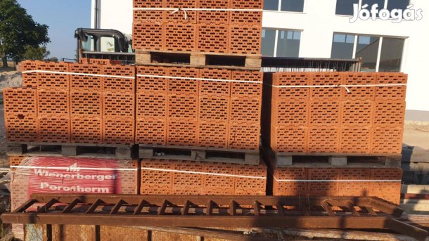 Porotherm 30 AKU Z hanggátló tégla