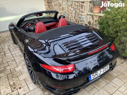 Porsche 911 Cabrio Turbo S PDK Magyarországi! S...