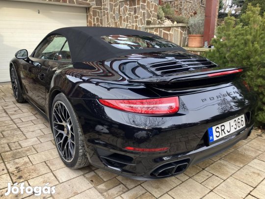 Porsche 911 Cabrio Turbo S PDK Magyarországi! S...