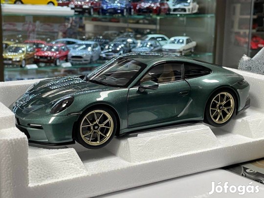 Porsche 911 (992) GT3 Touring Packet 2021 1:18 Norev 187382