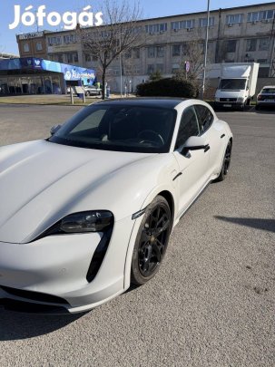 Porsche Taycan 4S Cross Turismo (ÁFA-s ár)