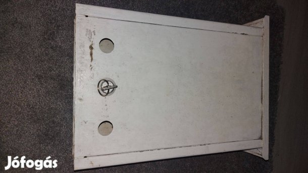 Postaláda fehér 1 kulccsal 1900Ft Veszprém akár ingyen szállítás