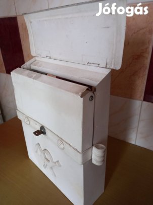 Postaláda jó állapotú 