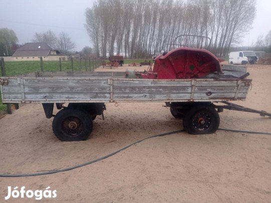 Pótkocsi, 1 tengelyes, billencs, MTZ traktor után is