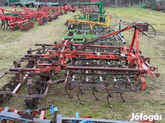 Pöttinger 3,3m-es hidraulikusan összcsukható kombinátor, MTZ kategória