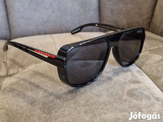 Prada napszemüveg eladó a megjelölt, alku nélküli fix áron