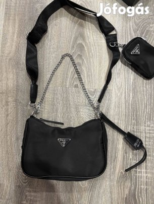 Prada táska ára alkúképes