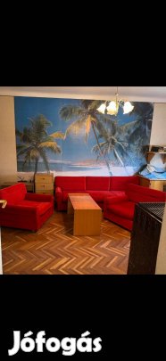 Praktikus Retro Ülőgarnitúra Piros Színben