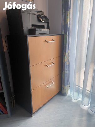 Praktikus, nagy iratszekrény, 117 cm magas