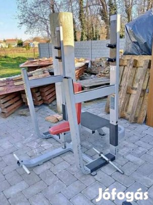 Precor Military press, vállnyomó pad