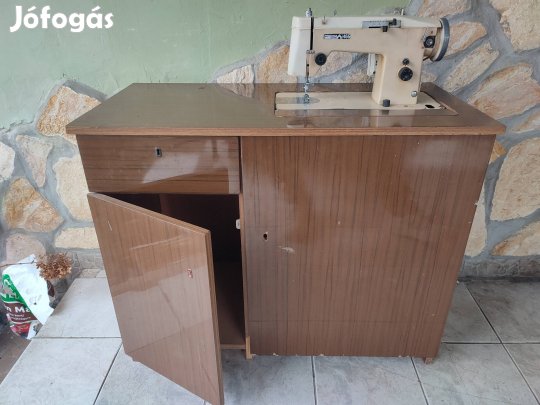 Predom Łucznik 466 varrógép szekrénnyel eladó