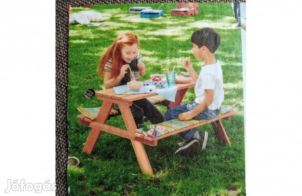 Prémium Gyerek Asztal És PAD Készlet 90X80X50 CM Párnákkal