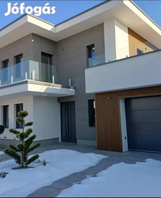 Prémium életérzés Erzsébetligeten  világos, panorámás ikerház nagy ke