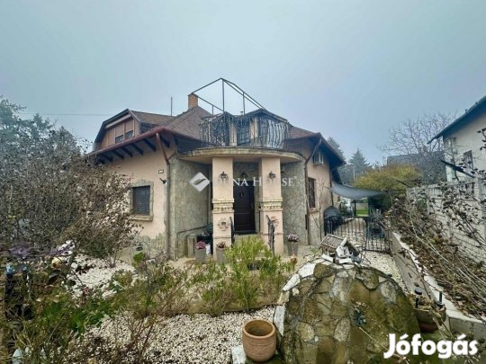 Prémium ház, 2 szint, medence, szauna, borospince, Mátyásföld