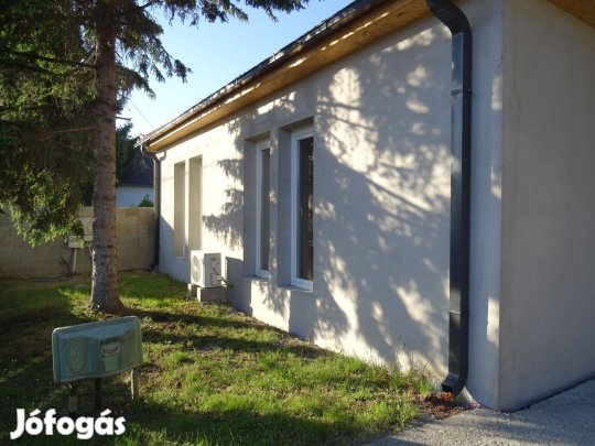 Prémium minőségű otthon, modern elegancia Győrladaméron