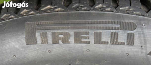 Prémium négyévszakos Pirelli gumi 225/45R17