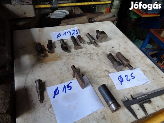 Prés szerszám présgép lyukasztó eszköz célszerszám