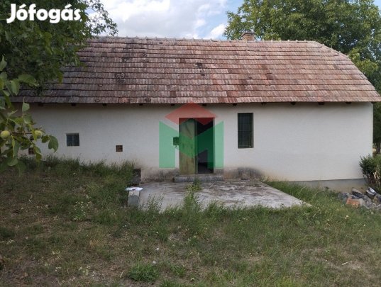 Présház nagy területtel Kéthelyen