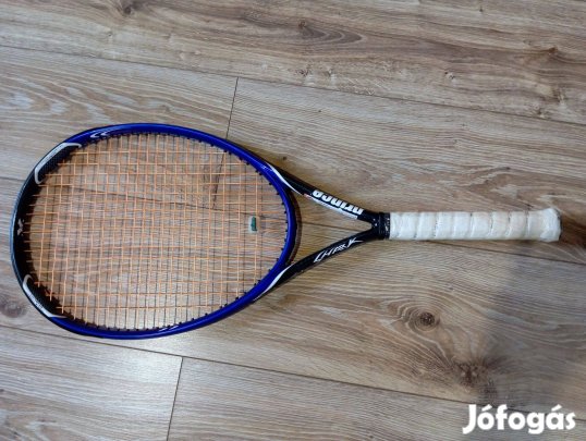 Prince Shark teniszütő saját tokjával