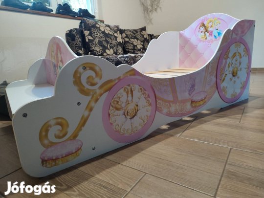 Princess hercegnős hintó kiságy új állapotban, csak összeszerelve lett