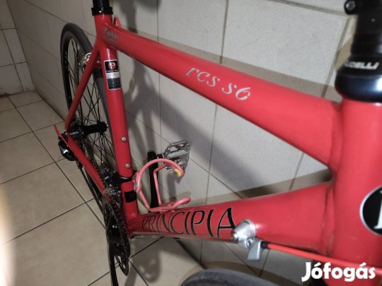 Principia országúti kerékpár