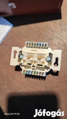 Prodax  Pid-C5 8/8 kb2 kettős adatátviteli csatl. aljzat.