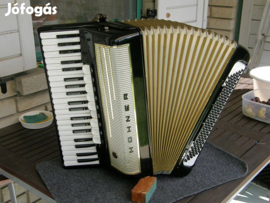 Profi Hohner Pirola 120 b. harmonika tangóharmonika