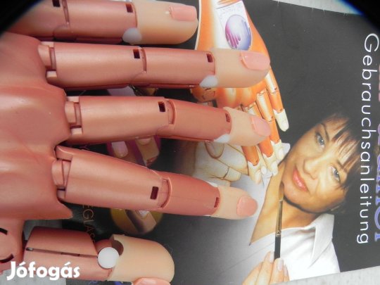 Profi gyakorló kéz műkörömépítéshez Gyakorló kéz