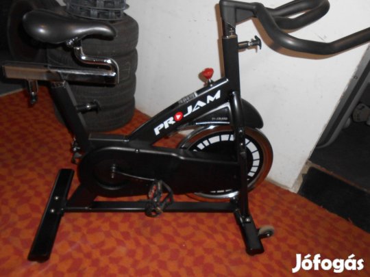 Projam edzőtermi mínőségű spinning kerékpár!