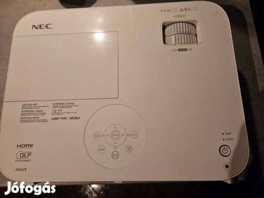 Projector távirányítóval