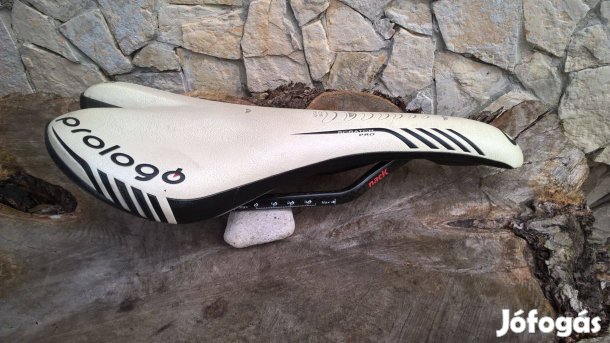 Prologo Scratch Pro carbon pálcás nyereg