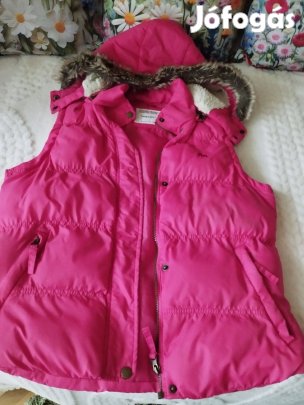 Pufi mellény piros kapucnis 42-es