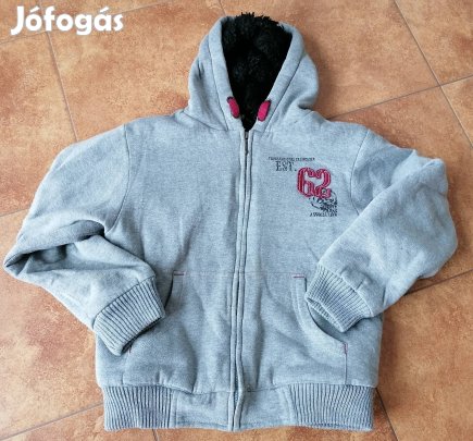 Pulcsi bundás béléssel 152-es 