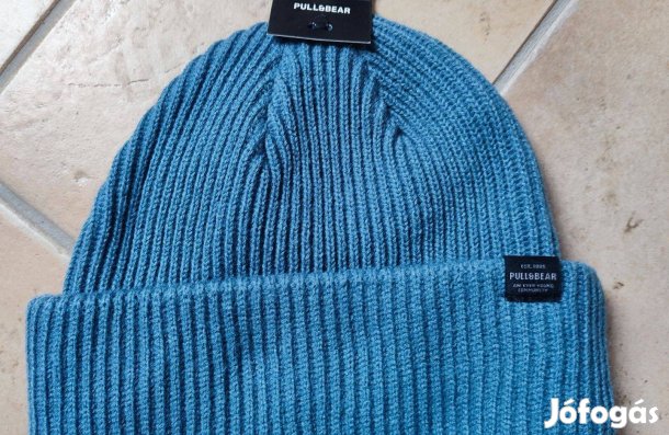 Pull and Bear beanie kötött kék sapka Új címkés