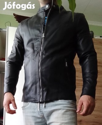 Pull and Bear bőrdzseki