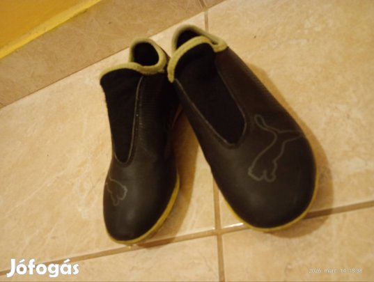 Puma Finesse hernyótalpas footballcipő