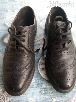 Puma márkájú férfi bőr cipő 46-os