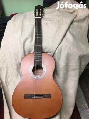 Pure Gewa Koncertgitár