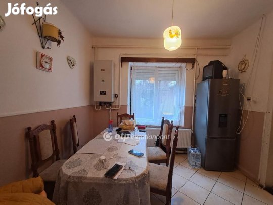 Püspökladányi 73 nm-es ház eladó