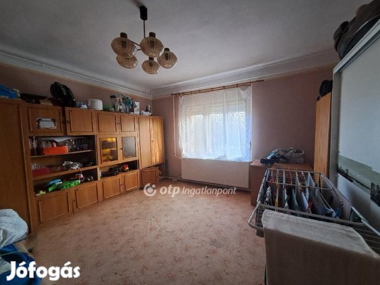 Püspökladányi eladó 73 nm-es ház