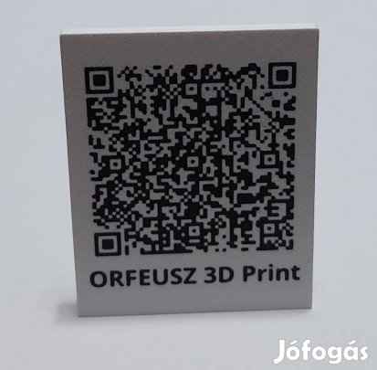 QR-kódos adattábla az Ön névjegyéről vagy cégéről