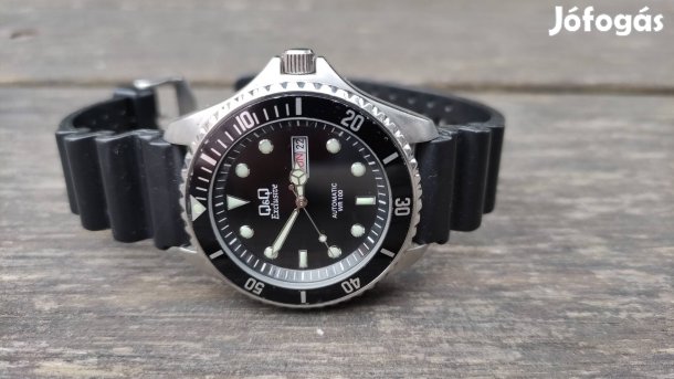 Q&Q Exclusive automata óra eladó 