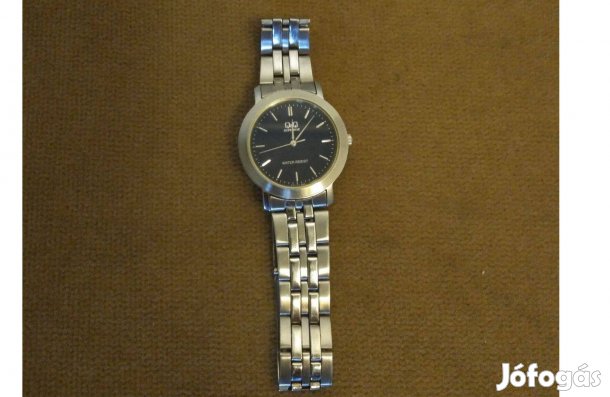 Q&Q férfi quartz karóra