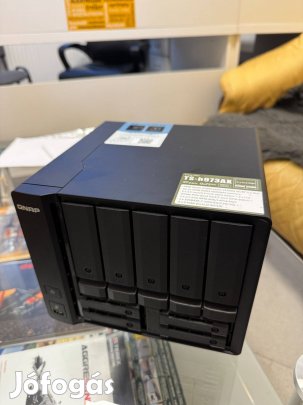 Qnap TS-h973AX-32G Szerver