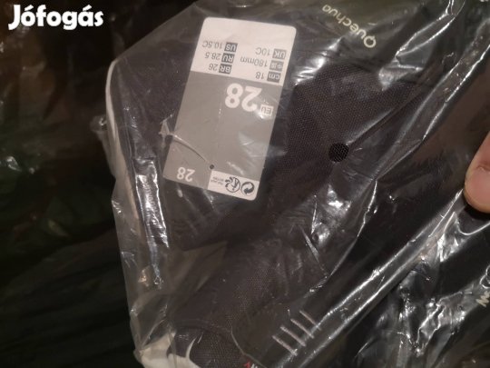 Quechua gyerek hótaposó 