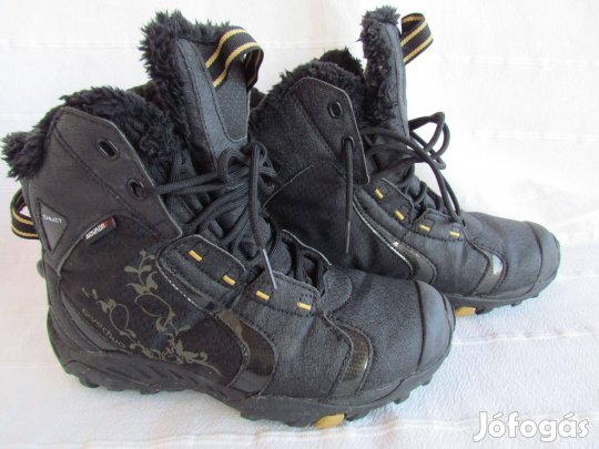 Quechua hótaposó bakancs 37-es