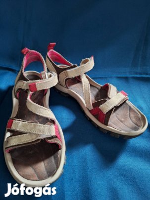 Quechua női szandál 38-as