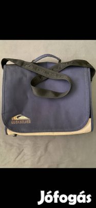Quiksilver oldaltáska