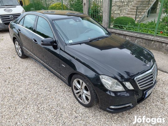 R0302 Mercedes W212 E Class Bontás